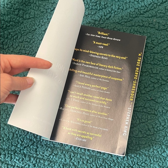 The Last House on Needless Street paperback book by Catriona Ward NWT - Picture 7 of 10